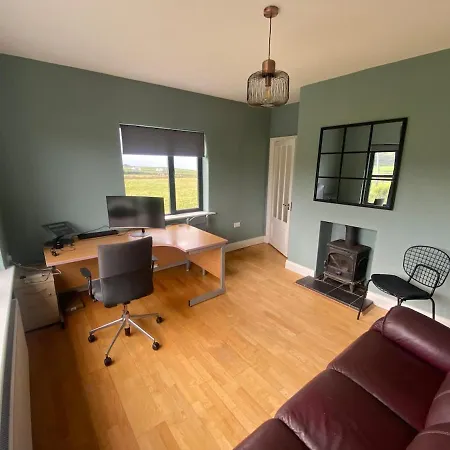 Cosy Family Near Atlantic Views *