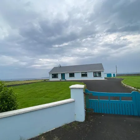 Cosy Family Near Atlantic Views بيت للعطل